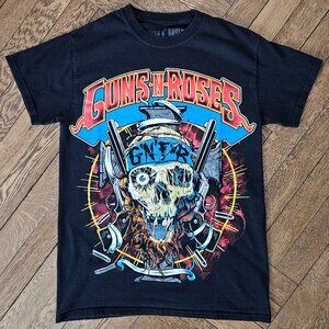 Guns N' Roses 2017 Not In This Lifetime Tour Shirt | men/unisex size S